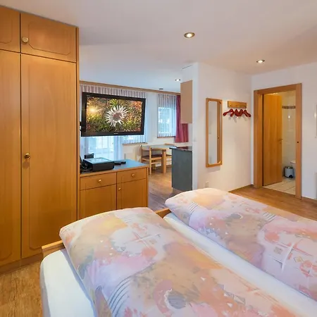 Helvetia Apartments Saas Fee Extérieur photo